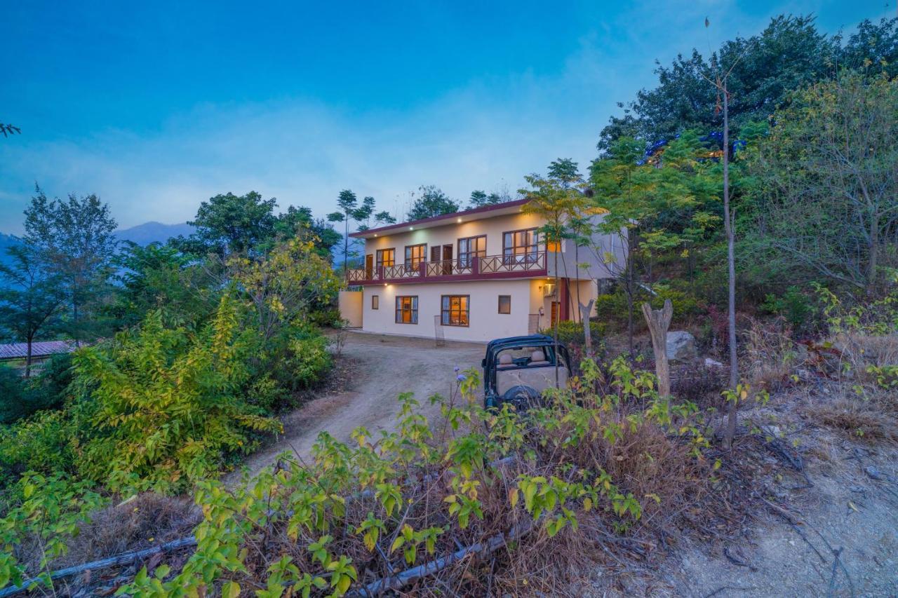 Lahermitage Resort Lansdowne Bagian luar foto