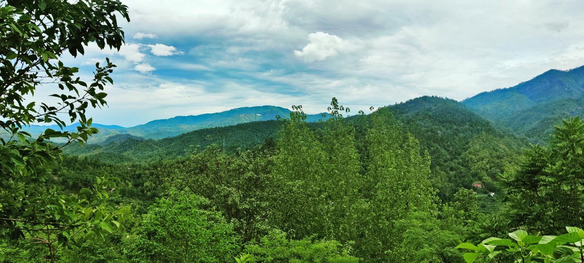 Lahermitage Resort Lansdowne Bagian luar foto