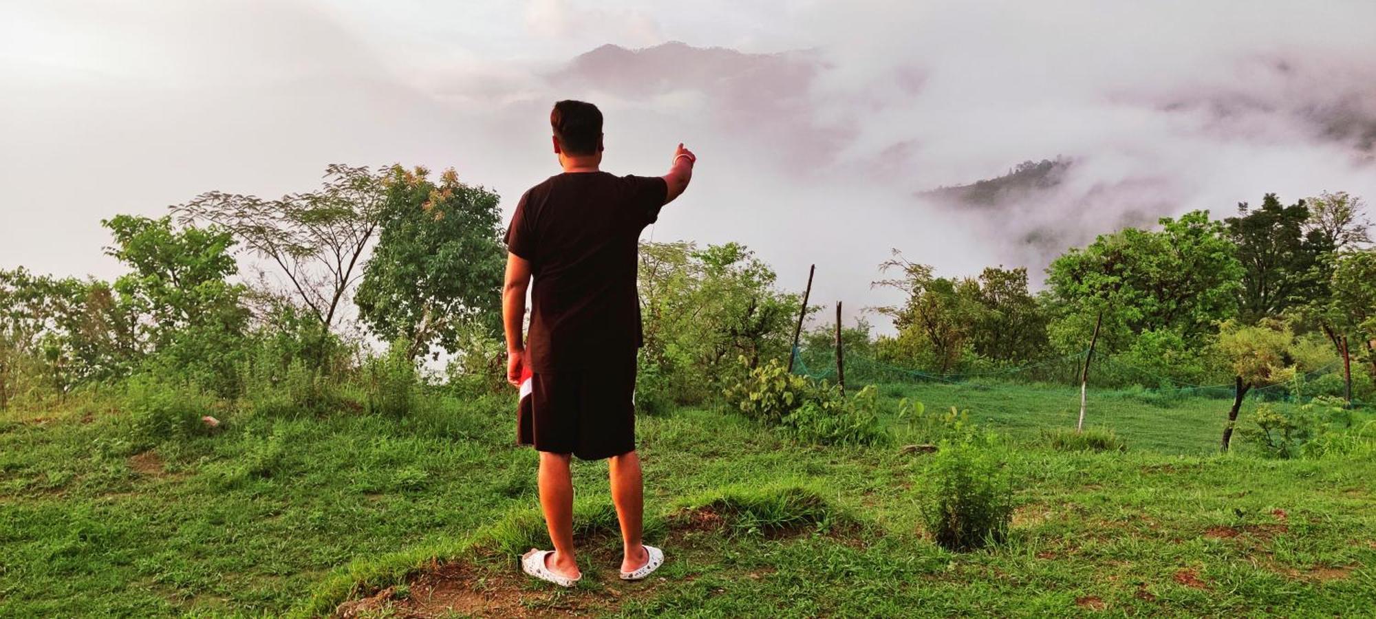 Lahermitage Resort Lansdowne Bagian luar foto